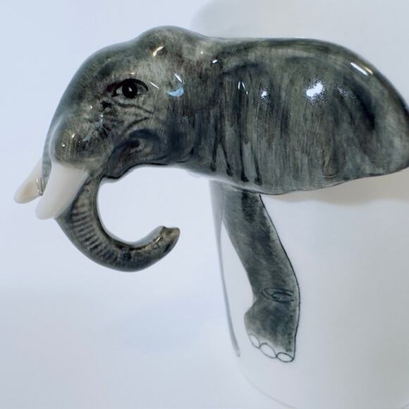 World Market 3D Elephant Trunk Tusks White Ceramic Handle Coffee Mug Cup 12 oz - Picture 9 of 14